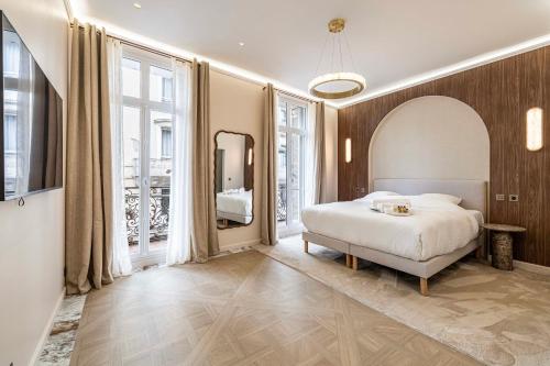 - CLR - Stunning 3 bedroom apartment with terrace in the heart of Cannes
