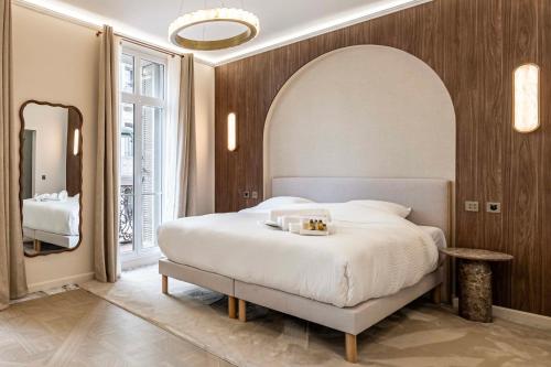 - CLR - Stunning 3 bedroom apartment with terrace in the heart of Cannes