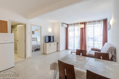 Inftour Paola III Apartamento