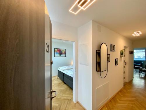 Freshly renovated Apartment in Trendy Area l HG21