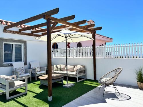 Private pool, parking, BBQ in the South of GC