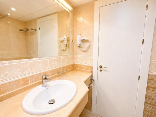 Apartamento privado en Puerto de Fuengirola - Calle Lamo de Espinosa 10