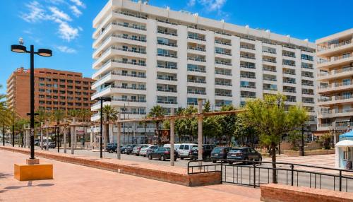 Apartamento privado en Puerto de Fuengirola - Calle Lamo de Espinosa 10