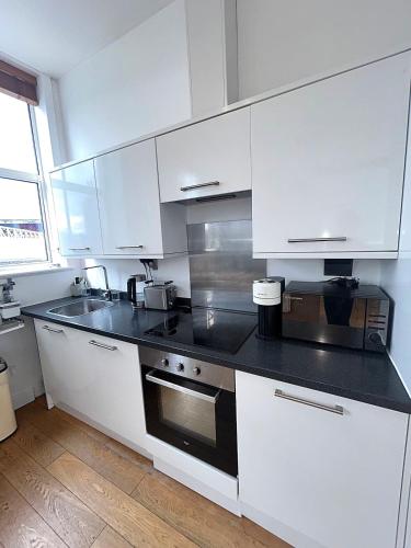 Charming 2-Bedroom Apartment in Vibrant Southville photo 21