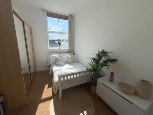 Charming 2-Bedroom Apartment in Vibrant Southville photo 8