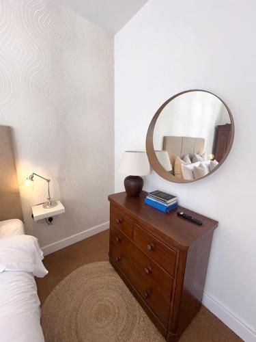 Charming 2-Bedroom Apartment in Vibrant Southville photo 25