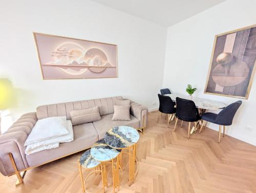 Modern Apartment Close to Subway & Vineyards GO10
