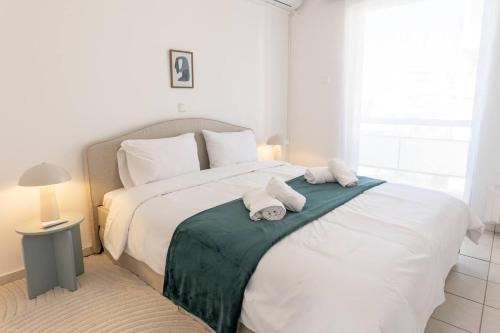 Sea View Apartment at Alimos Marina