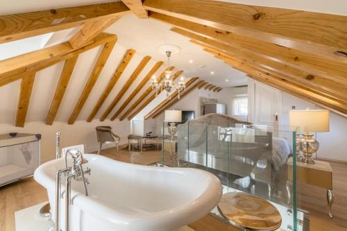 Luxury Gothic Residence Trogir Old Town