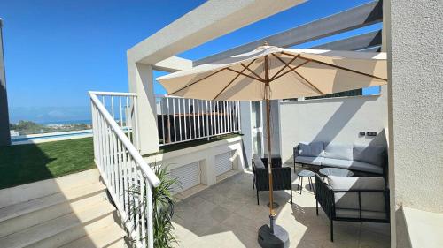 Spectacular house, private pool, ocean view