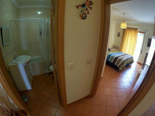 Algarve, T2 apartment w/balcony, Armação de Pera