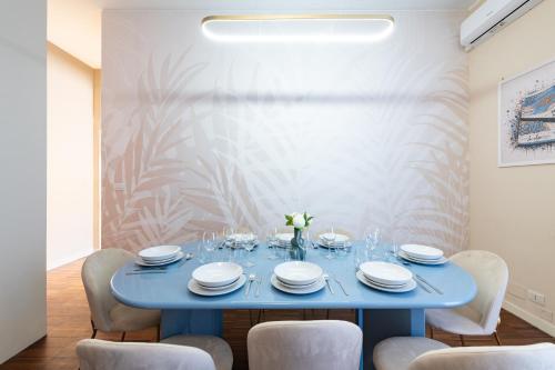 Spacious and Modern 3 Bedroom 2 Bathroom Apartment