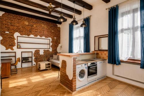 Vintage Central Loft