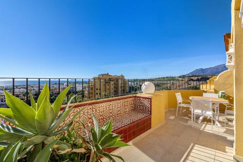Endless Horizon Penthouse 360 views near Marbella