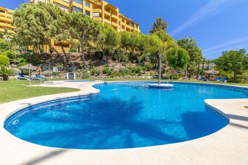Endless Horizon Penthouse 360 views near Marbella