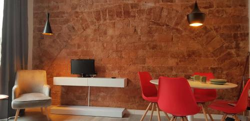 S4.Mercat Sant Antoni - Central Location. Metro L2