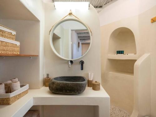 NS - Stylish Apartment Heart of Naoussa