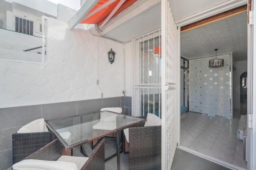 Cozy Stay with Pool