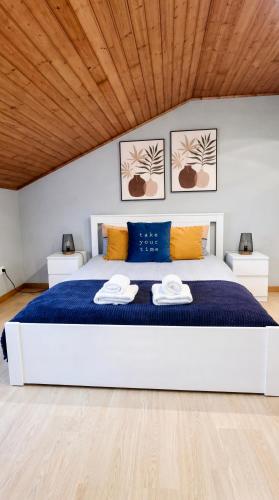 Family Home, Private Terrace, Stunning Ocean View