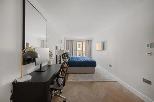 Hive Kensington photo 131