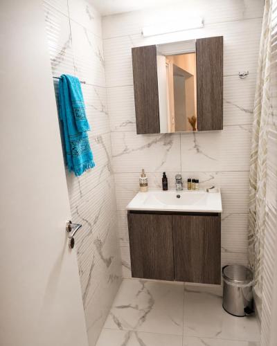 Victoria square apartment