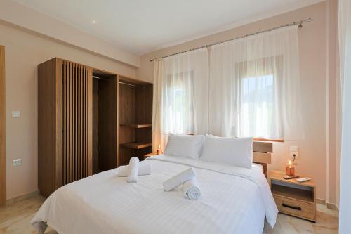 Aphrodite Suites 2