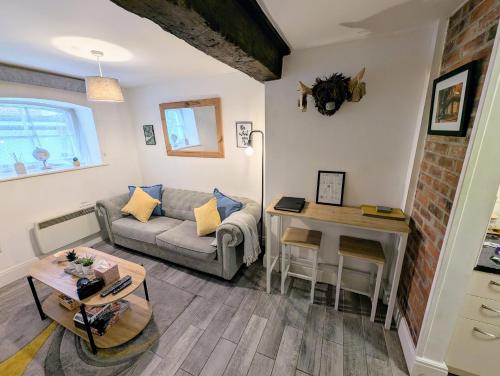 Foto Cosy Riverside Apartment - Woodsmill Quay FREE PARKING 5