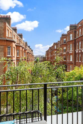 Hive Kensington photo 188