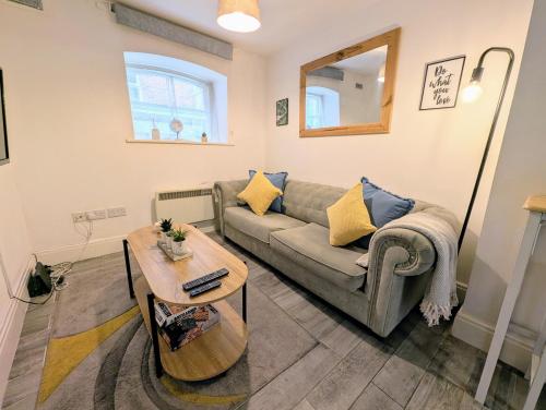 Foto Cosy Riverside Apartment - Woodsmill Quay FREE PARKING 4