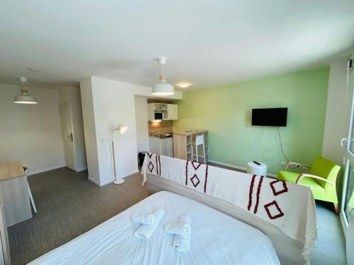 Suite Moderne au coeur de Reims We Live In R 303