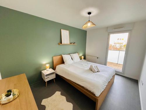 La Suite Bezannes Parking Balcon