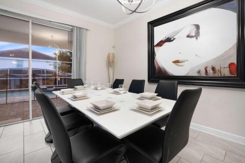 ChampionsGate Escape with Game Room and Pool photo 30