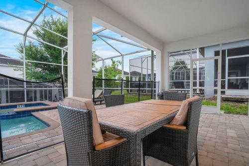 ChampionsGate Escape with Game Room and Pool photo 35