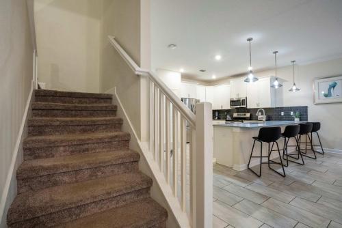 ChampionsGate Escape with Game Room and Pool photo 33