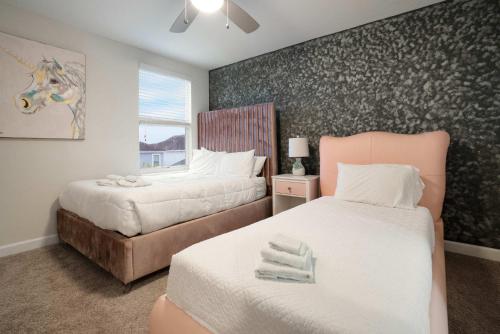ChampionsGate Escape with Game Room and Pool photo 40