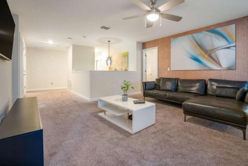 ChampionsGate Escape with Game Room and Pool photo 56