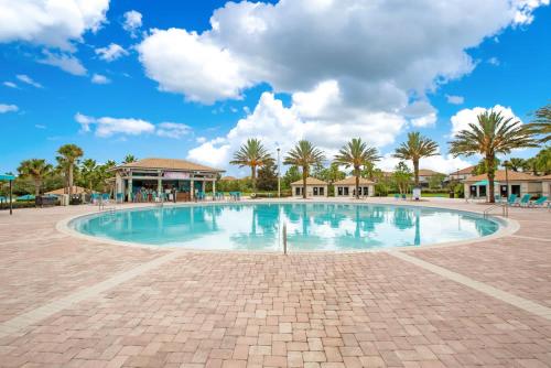 ChampionsGate Escape with Game Room and Pool photo 77