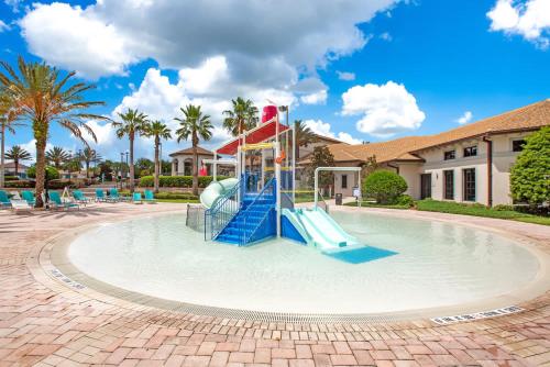 ChampionsGate Escape with Game Room and Pool photo 83