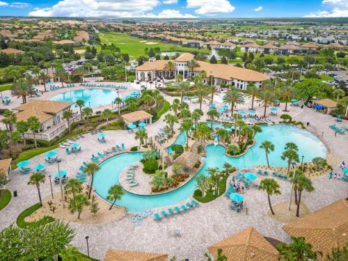 ChampionsGate Escape with Game Room and Pool photo 86