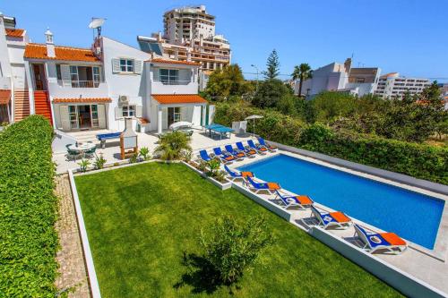 Villa Animado by Villa Plus