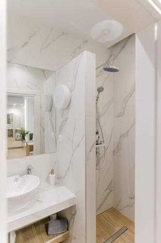 Sonia's Apartment - In the Heart of Alexandroupoli Center