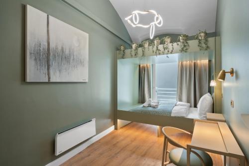 HOME1 - Votive Boutique Hostel