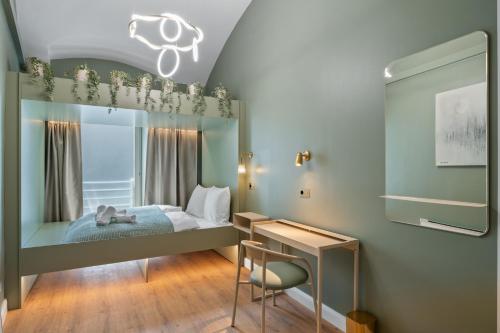 HOME1 - Votive Boutique Hostel