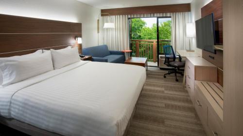 Holiday Inn Express Hilton Head Island by IHG photo 75