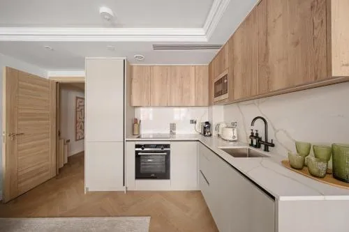 Hive Kensington photo 6