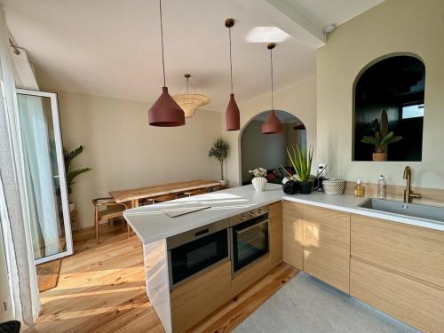 Villa Cocon 200 m2, 2 steps from the beach, 6 bedrooms