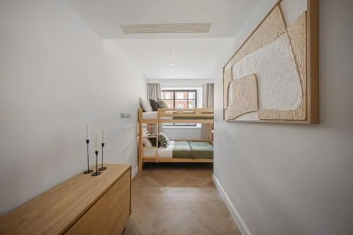 Hive Kensington photo 90