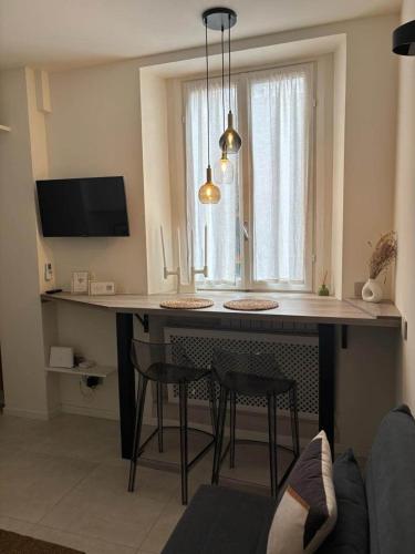 Liam Gem Navigli Design Apartment