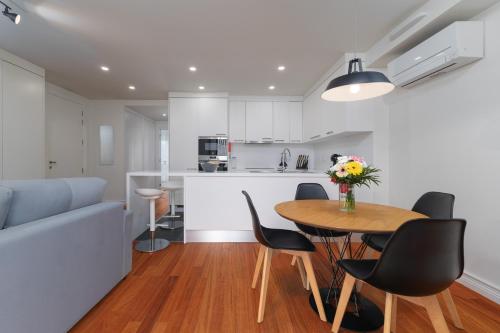Apartments College 1
