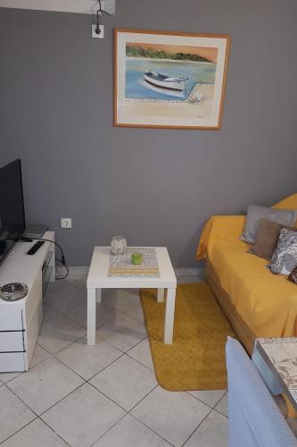 Apartments by the sea Novalja, Pag - 13033